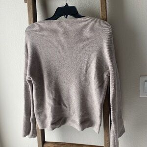 POOF - sweater size S - beautiful soft color